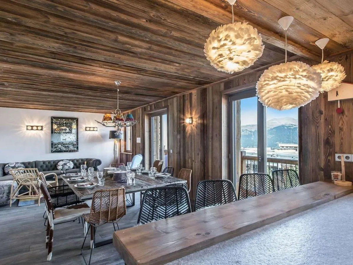 Superbe Appartement De 4 Chambres Au Centre De Courchevel 1850, Proche Des Pistes Et Commerces - Fr-1-564-79